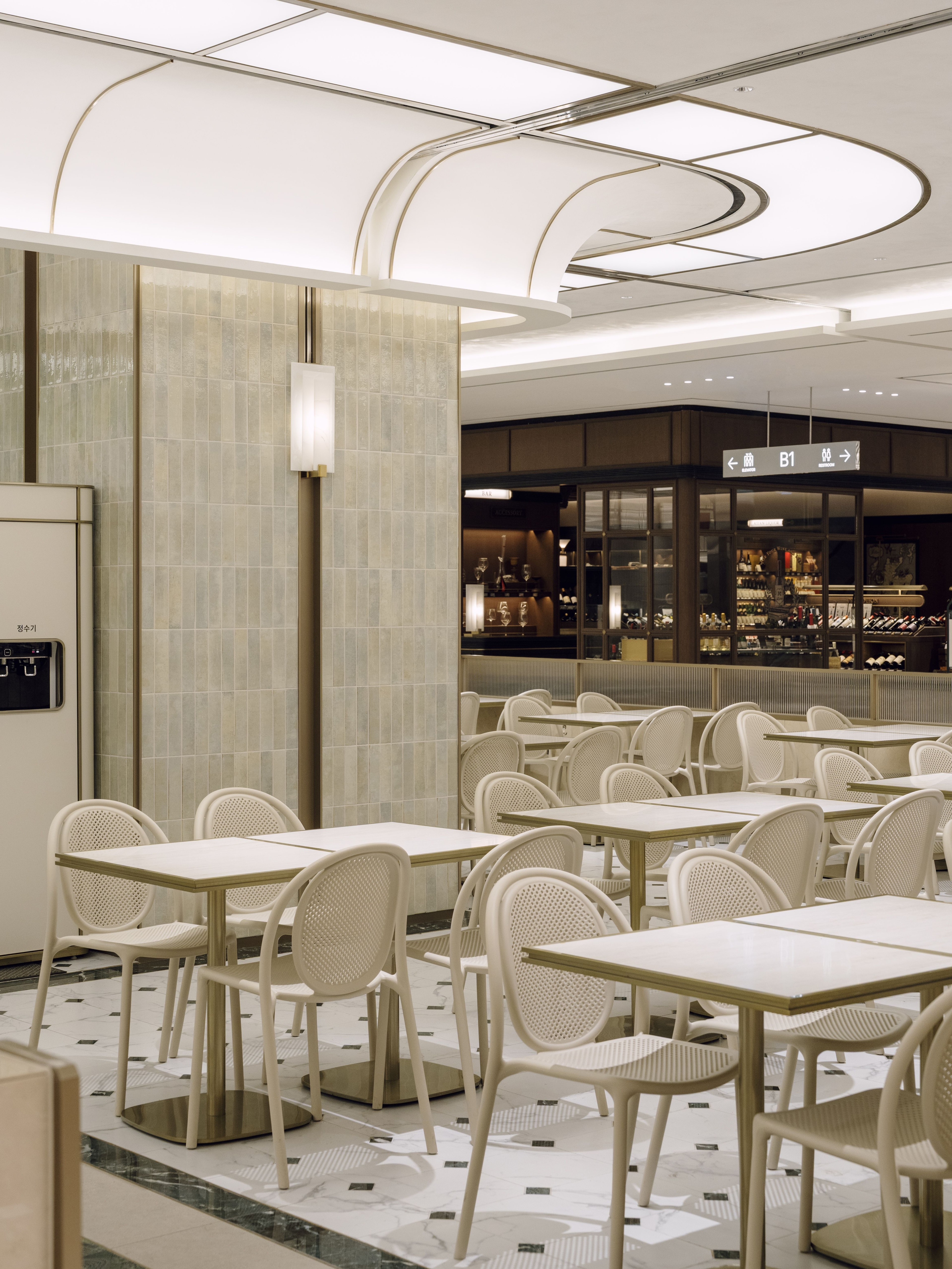 Lotte Department Store Nowon — Food Hall — photograph 1