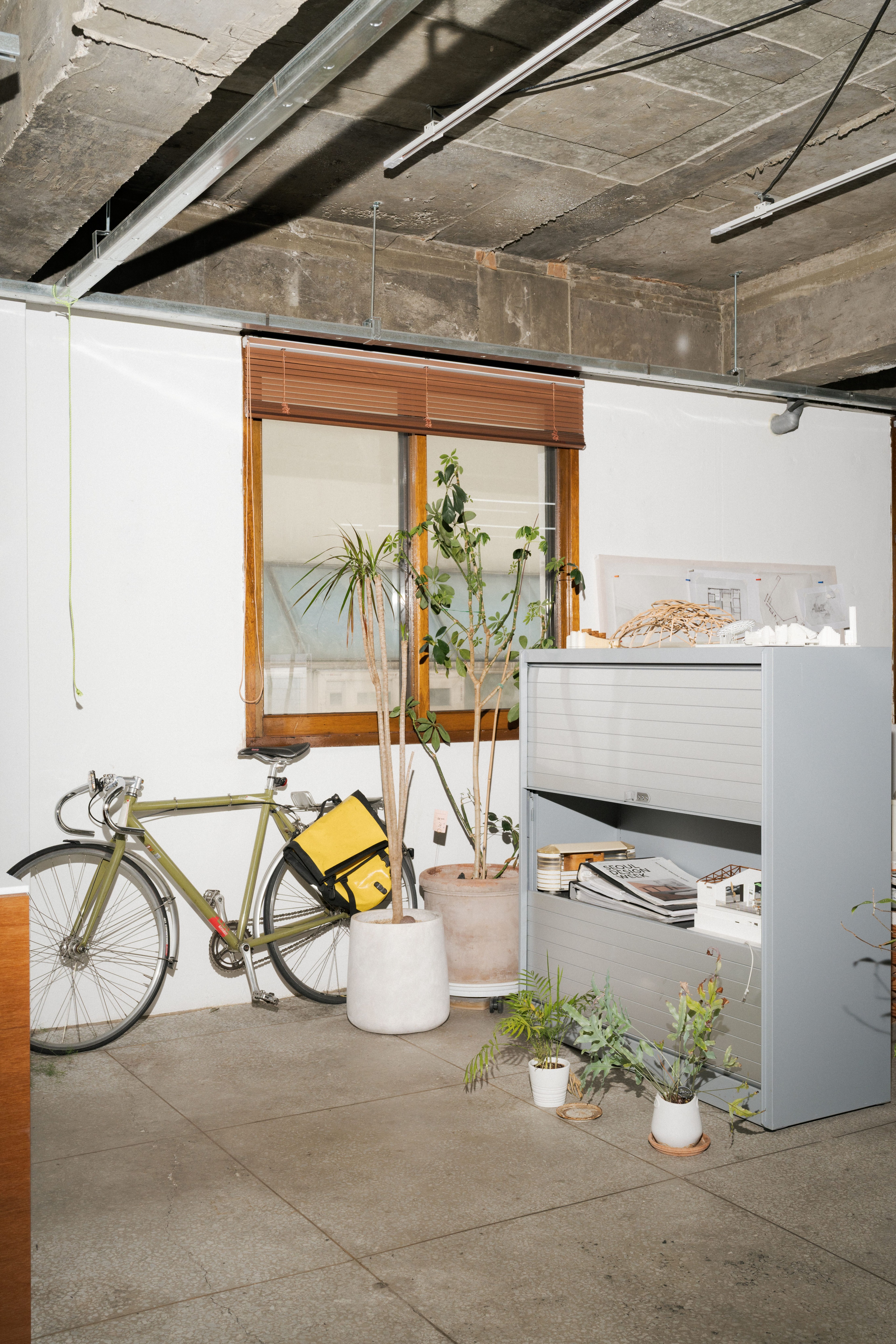 Light and negative space shape the studio's texture — a record of the moments that linger within it.