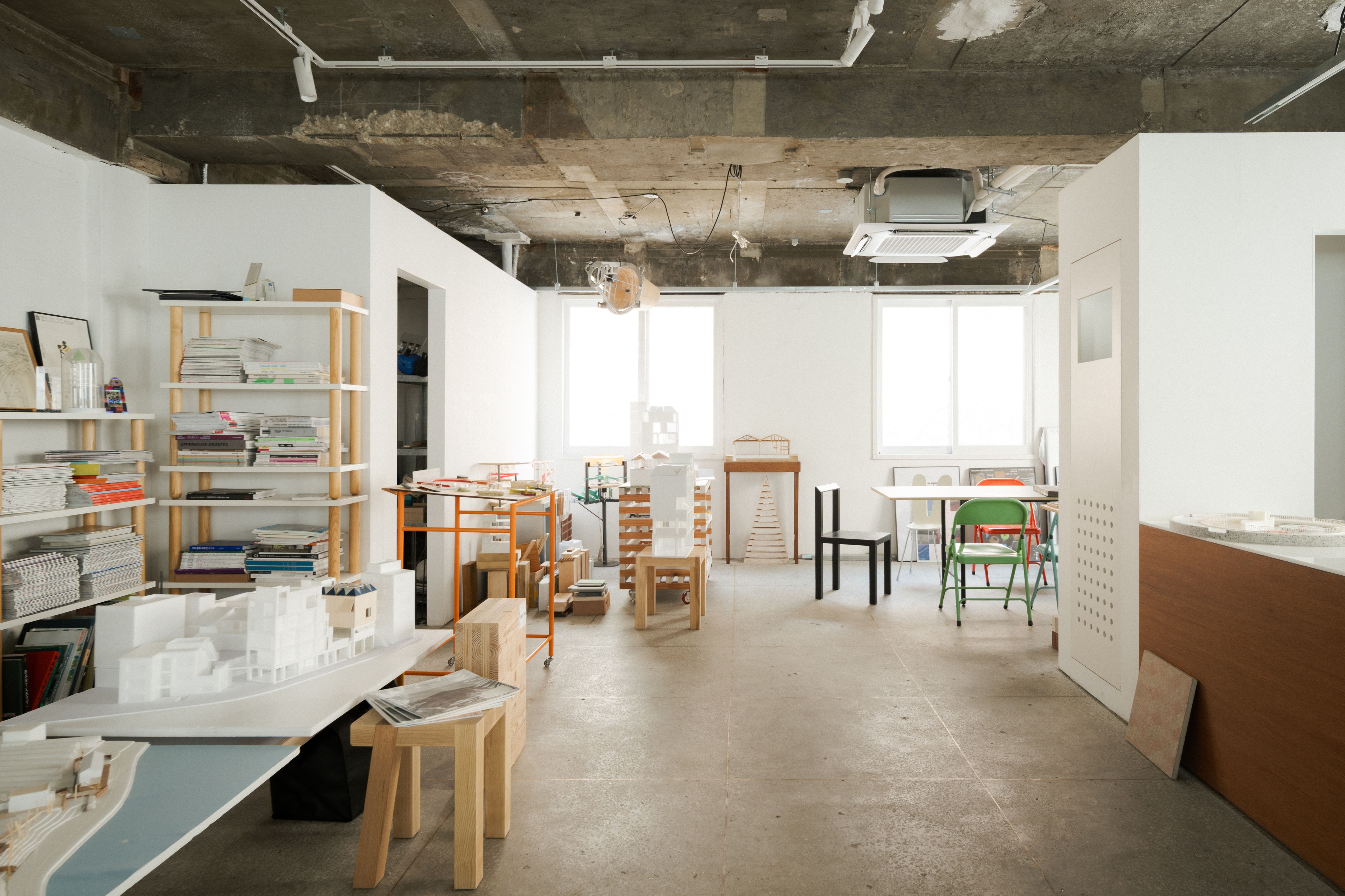Light and negative space shape the studio's texture — a record of the moments that linger within it.